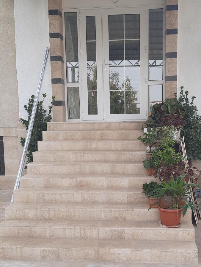 Abs Guest House Osch Exterior foto