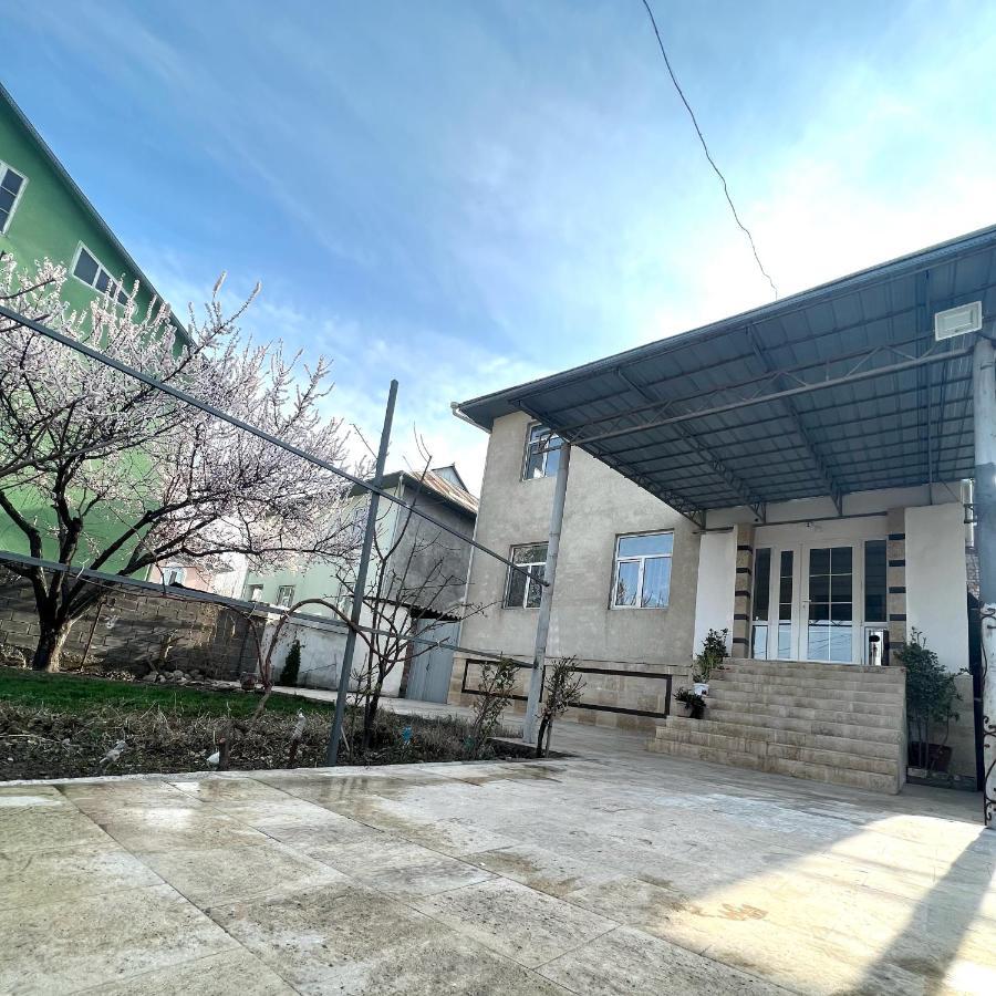 Abs Guest House Osch Exterior foto